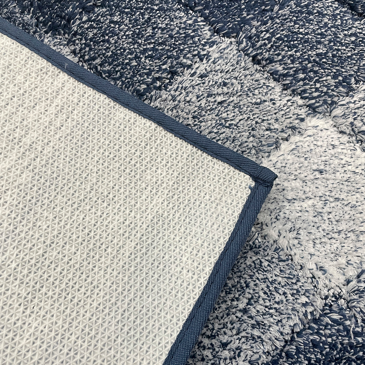 Tris tappeti bagno fantasia rombi blu