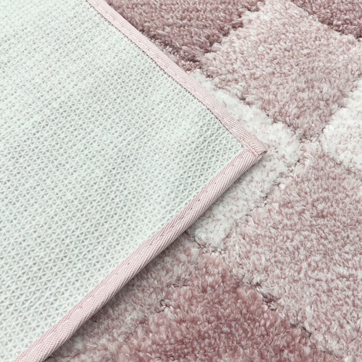 Tris tappeti bagno fantasia rombi rosa