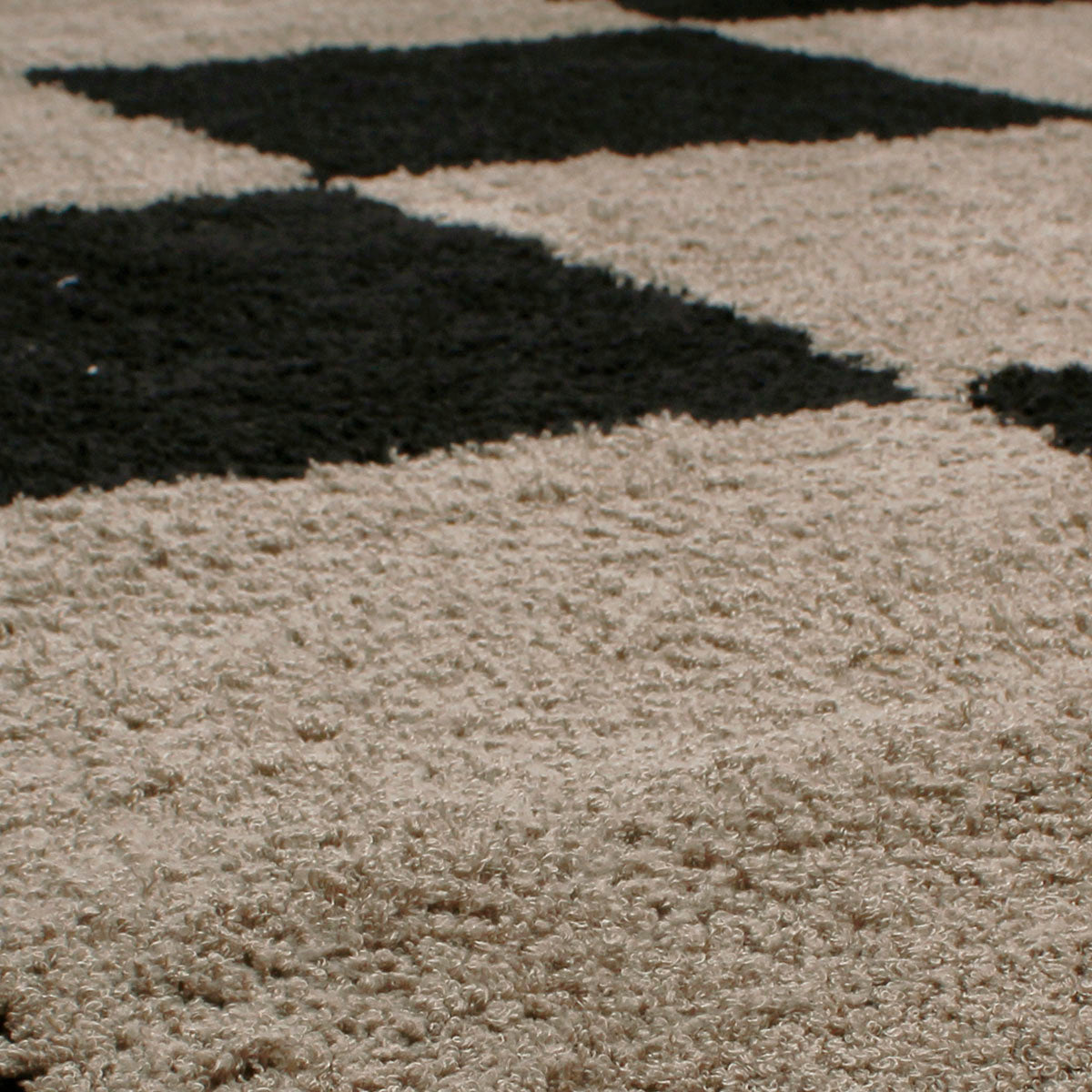 Tappeto quadroni beige e nero